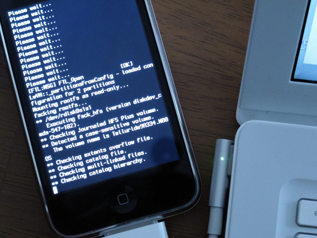 IPhone de jailbreaking para cambiar la fuente