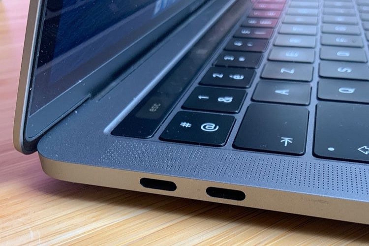 Prueba un puerto USB diferente 