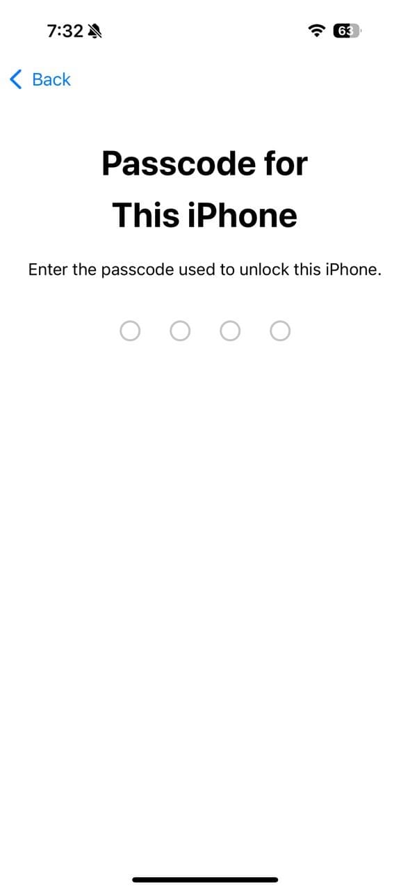 Proporcione el código de acceso de su iPhone